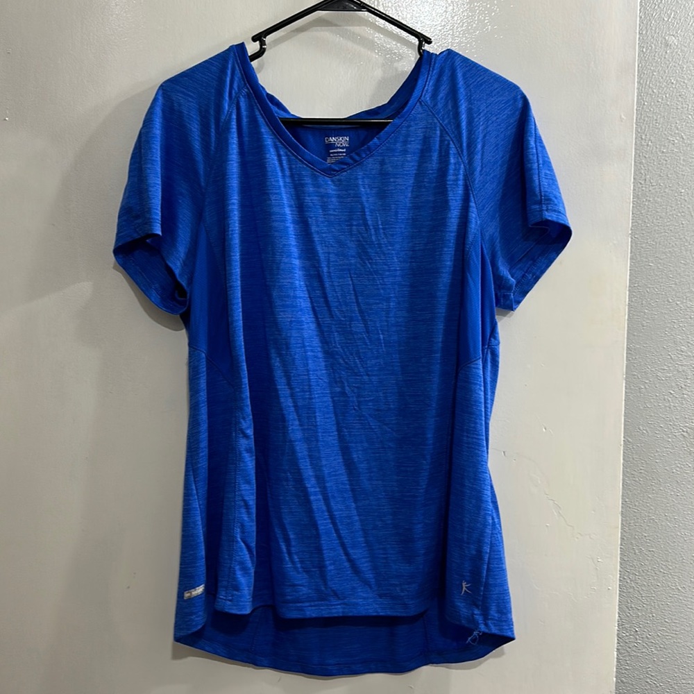 Work out top Dri-Fit woman’s XL